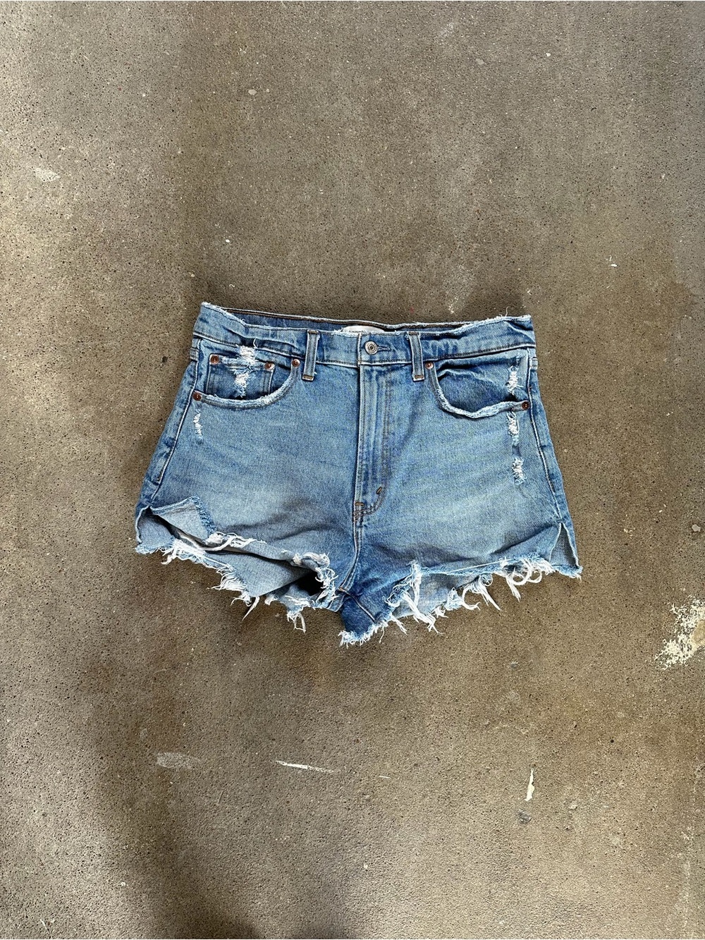 Abercrombie & Fitch The Mom Short High Rise Medium Wash Size 30|10 Denim Cotton - Picture 7 of 10